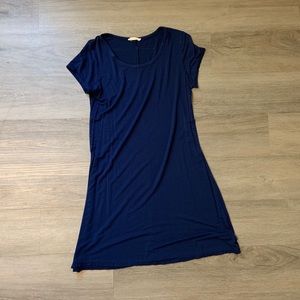 5/$25 Navy blue t shirt dress